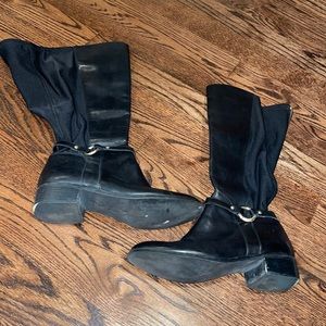 Riding boots